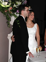 CutCake06.jpg (36,955 bytes)